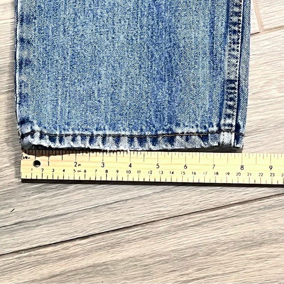 Levi’s 516 Straight Leg Jeans Men’s fits 36x28 Blue Faded Distressed Classiccore - Picture 11 of 15